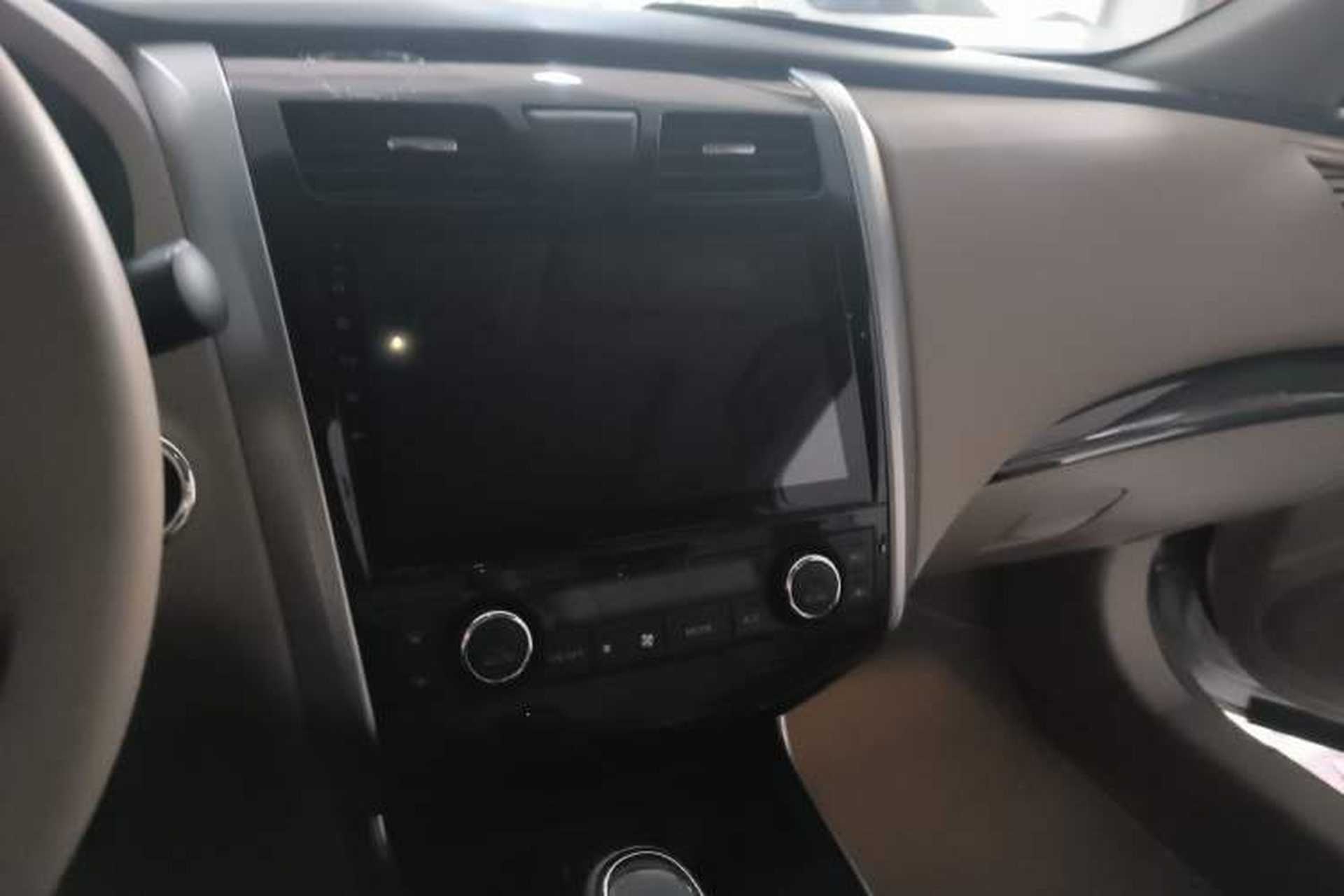 Used Nissan Teana 2013 2.0L XL Comfort Edition Audio And AC Panel