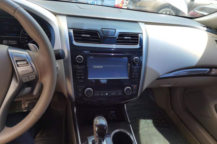 Used Nissan Teana 2013 2.5L XL-NAVI Tech Smart Enjoyment Edition Audio And AC Panel