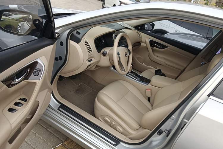 Used Nissan Teana 2013 2.0L XL Comfort Edition Driver Seat