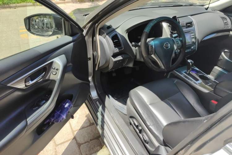 Used Nissan Teana 2013 2.5L XL Leading Edition Driver Seat