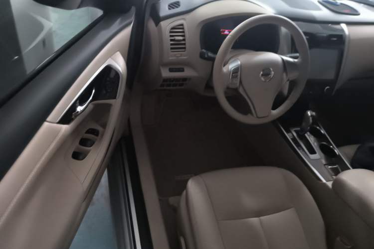 Used Nissan Teana 2013 2.0L XL Comfort Edition Driver Seat