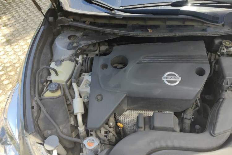 Used Nissan Teana 2013 2.5L XL Leading Edition Engine Bay Right