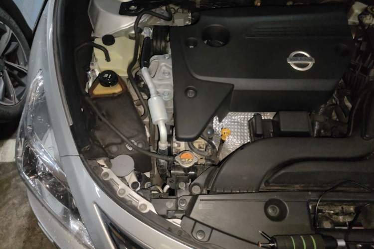 Used Nissan Teana 2013 2.5L XL Leading Edition Engine Bay Right