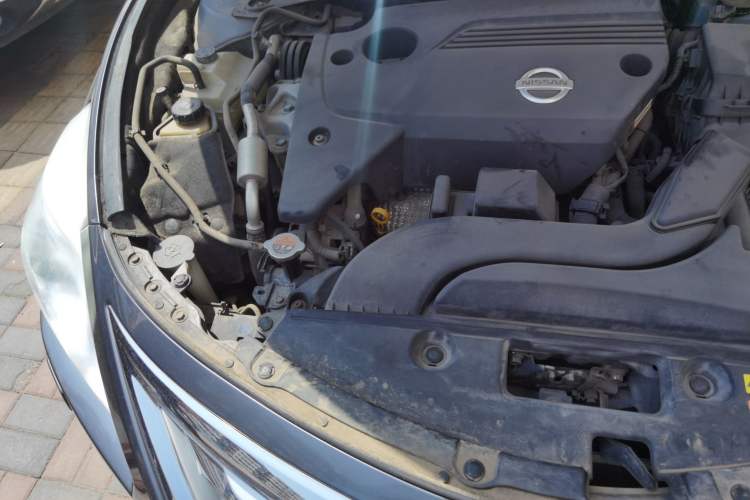 Used Nissan Teana 2013 2.5L XL-NAVI Tech Smart Enjoyment Edition Engine Bay Right