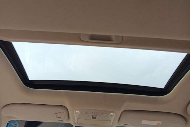 Used Nissan Teana 2013 2.0L XL Comfort Edition Headliner