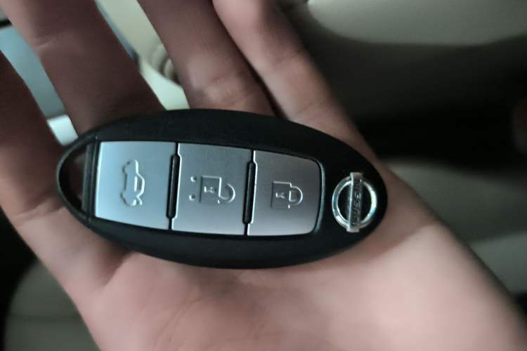 Used Nissan Teana 2013 2.0L XL Comfort Edition Interior 1