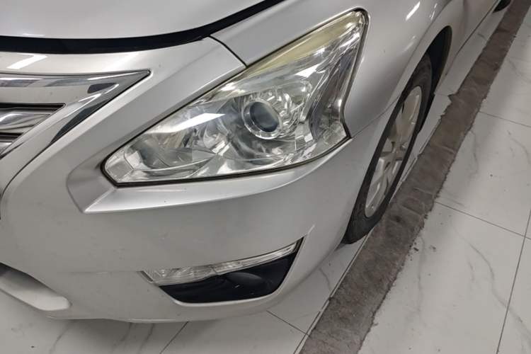 Used Nissan Teana 2013 2.0L XL Comfort Edition Left Front Headlight
