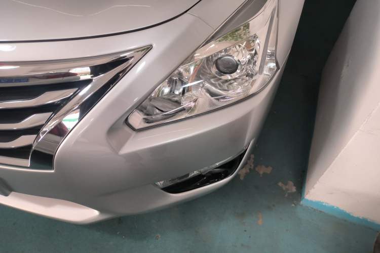 Used Nissan Teana 2013 2.0L XL Comfort Edition Left Front Headlight