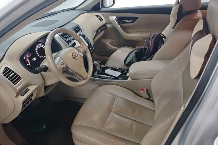 Used Nissan Teana 2013 2.0L XL Comfort Edition Left Front Seat