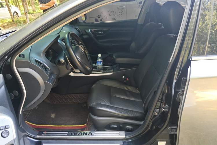 Used Nissan Teana 2013 2.5L XL Leading Edition Left Front Seat