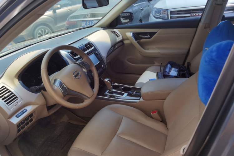Used Nissan Teana 2013 2.5L XL-NAVI Tech Smart Enjoyment Edition Left Front Seat
