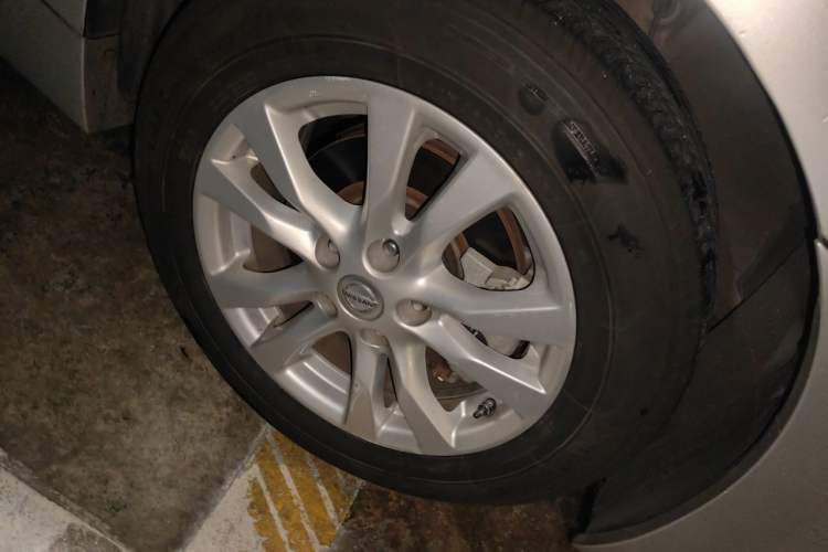 Used Nissan Teana 2013 2.5L XL Leading Edition Right Front Wheel Hub
