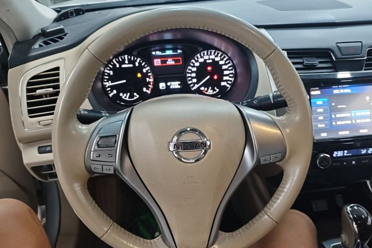 Used Nissan Teana 2013 2.0L XL Comfort Edition Steering Wheel