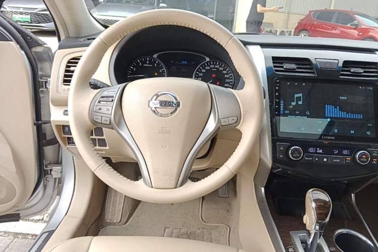 Used Nissan Teana 2013 2.0L XL Comfort Edition Steering Wheel