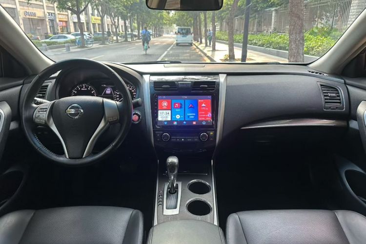 Used Nissan Teana 2013 2.0L XL Comfort Edition Audio And AC Panel
