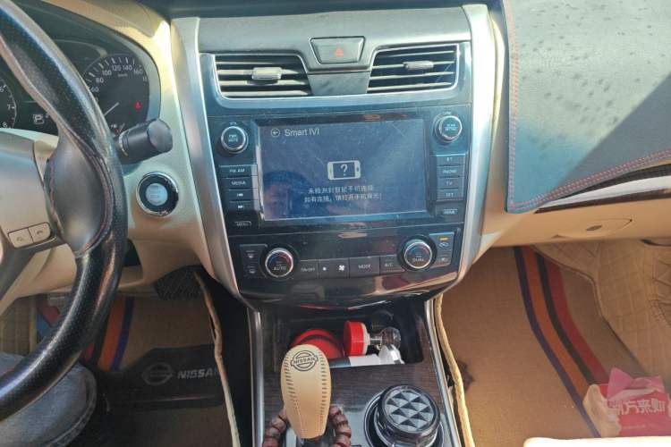 Used Nissan Teana 2013 2.0L XL Comfort Edition Audio And AC Panel