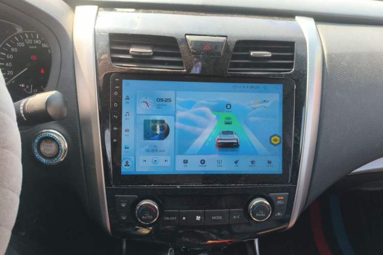 Used Nissan Teana 2013 2.0L XL Comfort Edition Audio And AC Panel