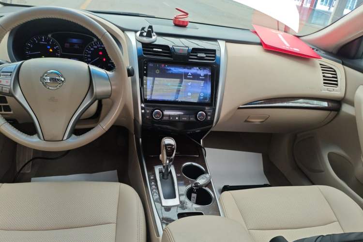 Used Nissan Teana 2013 2.0L XE Fashion Edition Audio And AC Panel
