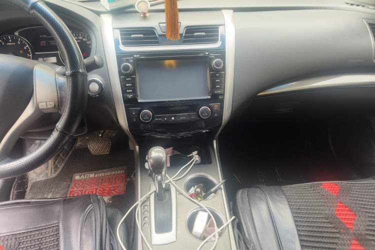 Used Nissan Teana 2013 2.0L XL Comfort Edition Audio And AC Panel