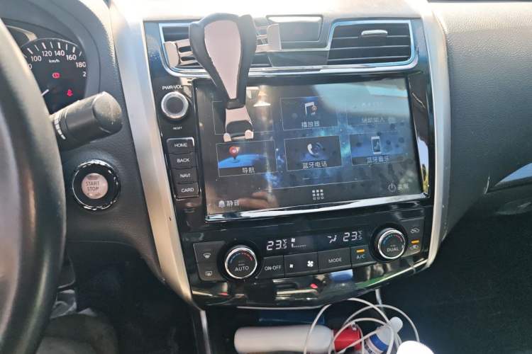 Used Nissan Teana 2013 2.0L XL Comfort Edition Audio And AC Panel