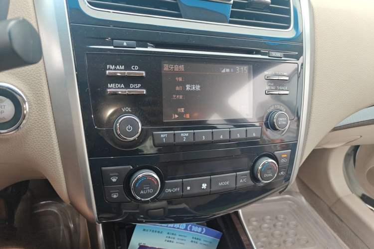 Used Nissan Teana 2013 2.5L XL Leading Edition Audio And AC Panel