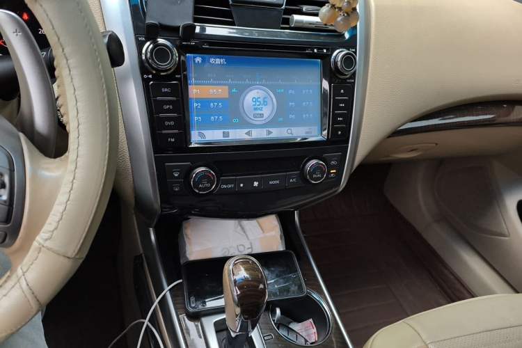 Used Nissan Teana 2013 2.5L XL Leading Edition Audio And AC Panel