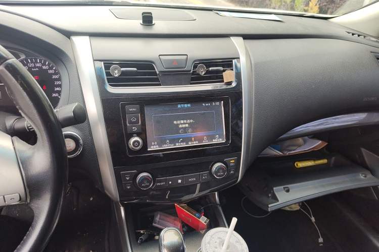 Used Nissan Teana 2013 2.0L XL Comfort Edition Audio And AC Panel