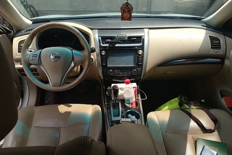 Used Nissan Teana 2013 2.0L XL Comfort Edition Center Console