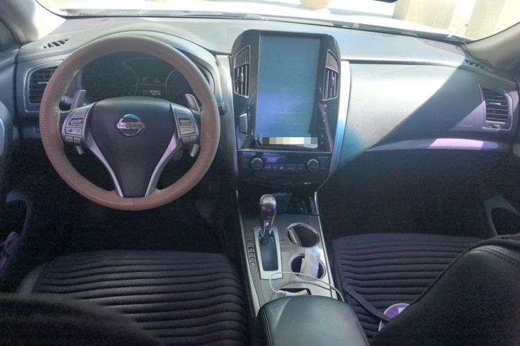 Used Nissan Teana 2013 2.5L XL Leading Edition Center Console