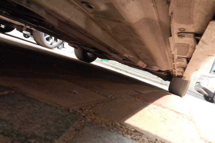 Used Nissan Teana 2013 2.5L XL Leading Edition Chassis Front Left