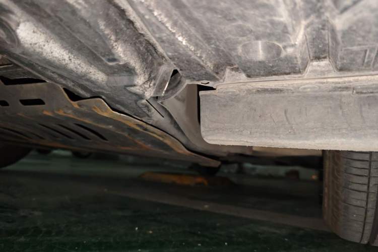 Used Nissan Teana 2013 2.0L XL Comfort Edition Chassis Front Left