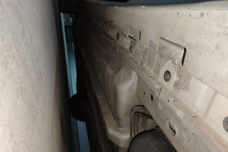 Used Nissan Teana 2013 2.0L XL Comfort Edition Chassis Rear Left