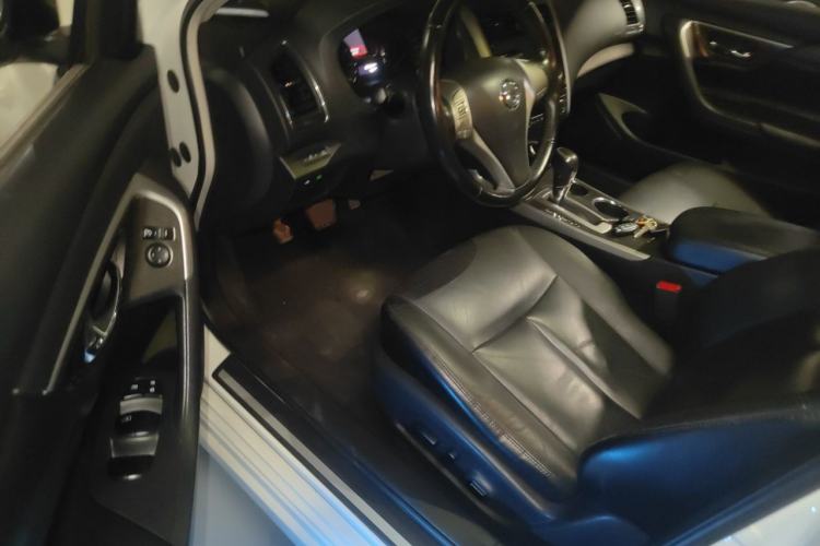 Used Nissan Teana 2013 2.0L XL Comfort Edition Driver Seat