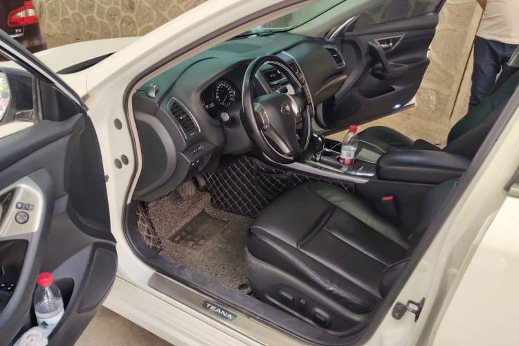 Used Nissan Teana 2013 2.0L XL Comfort Edition Driver Seat