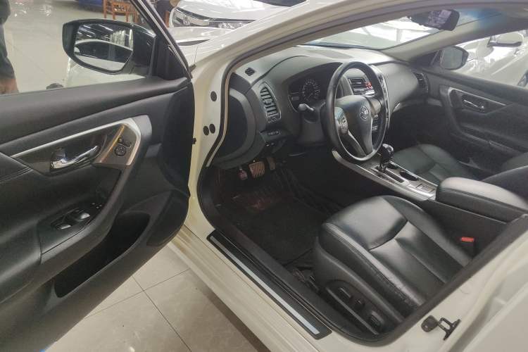 Used Nissan Teana 2013 2.0L XL Comfort Edition Driver Seat