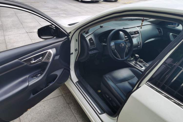 Used Nissan Teana 2013 2.0L XL Comfort Edition Driver Seat