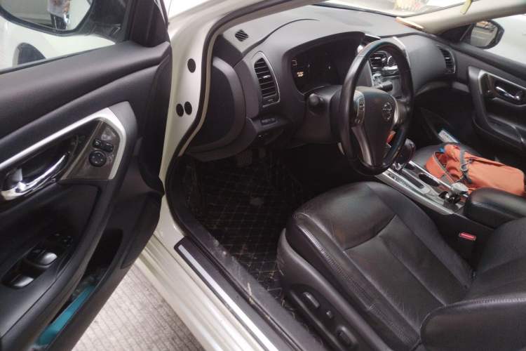 Used Nissan Teana 2013 2.0L XL Comfort Edition Driver Seat