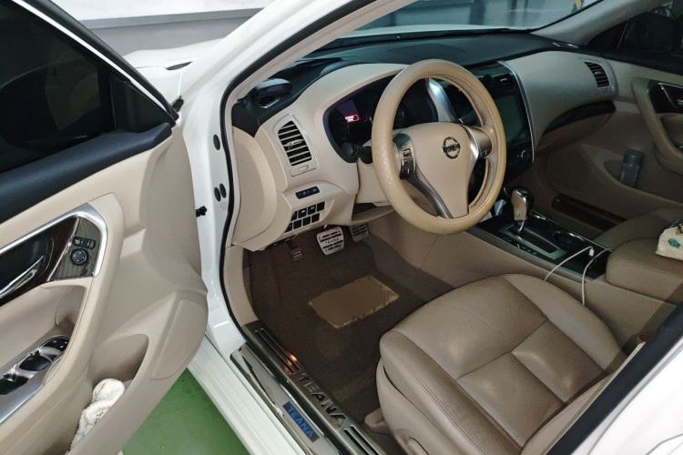 Used Nissan Teana 2013 2.0L XL Comfort Edition Driver Seat