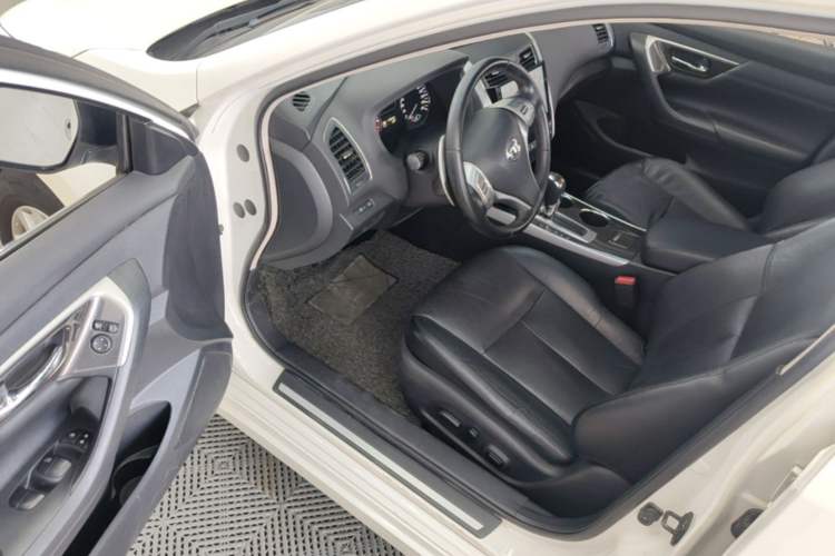 Used Nissan Teana 2013 2.5L XL Leading Edition Driver Seat