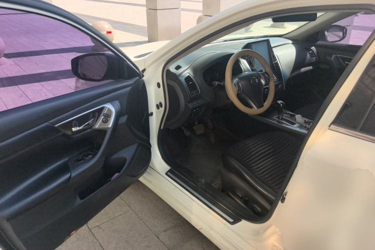 Used Nissan Teana 2013 2.5L XL Leading Edition Driver Seat