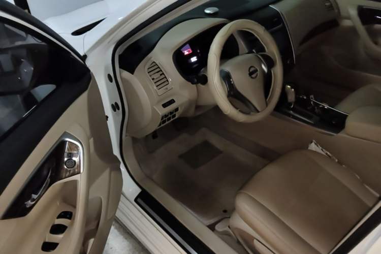 Used Nissan Teana 2013 2.0L XE Fashion Edition Driver Seat