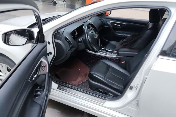 Used Nissan Teana 2013 2.0L XL Comfort Edition Driver Seat