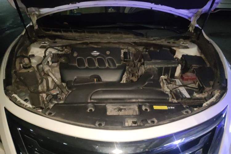 Used Nissan Teana 2013 2.0L XE Fashion Edition Engine Bay