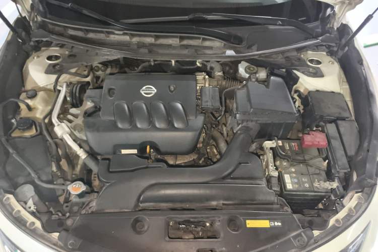 Used Nissan Teana 2013 2.0L XL Comfort Edition Engine Bay