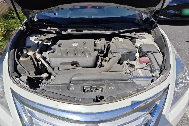 Used Nissan Teana 2013 2.0L XL Comfort Edition Engine Bay