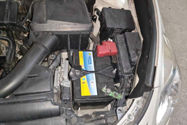 Used Nissan Teana 2013 2.0L XL Comfort Edition Engine Bay Left