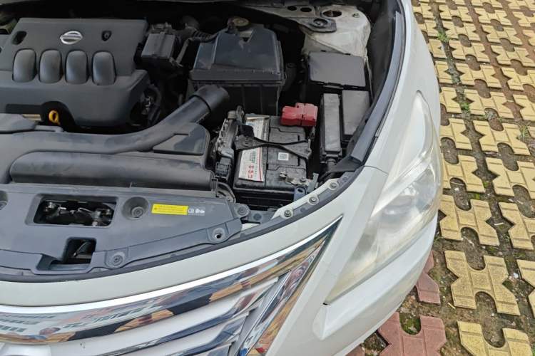 Used Nissan Teana 2013 2.0L XL Comfort Edition Engine Bay Left