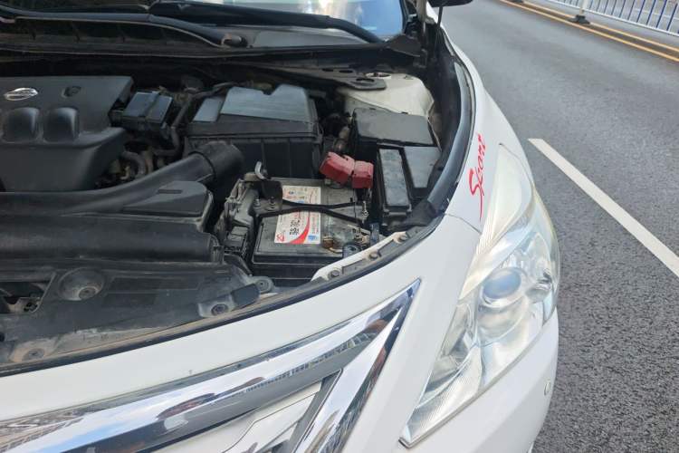 Used Nissan Teana 2013 2.0L XL Comfort Edition Engine Bay Left