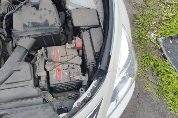 Used Nissan Teana 2013 2.0L XL Comfort Edition Engine Bay Left