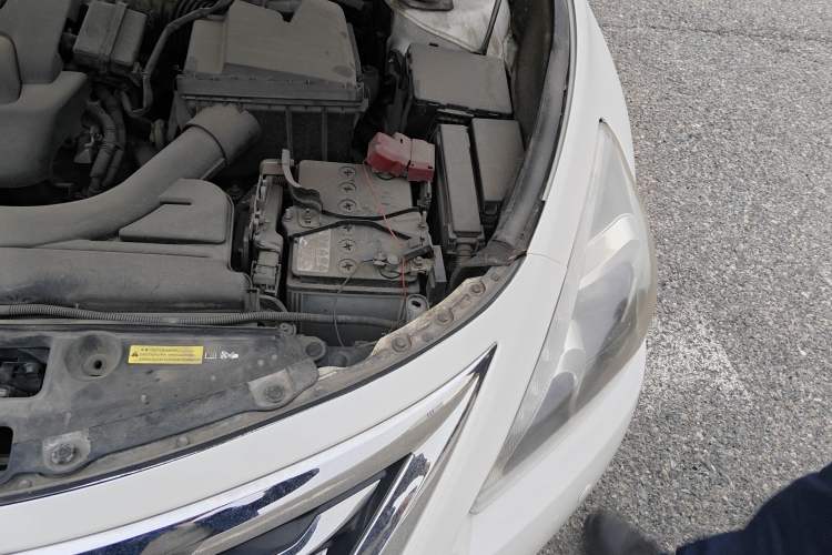 Used Nissan Teana 2013 2.0L XL Comfort Edition Engine Bay Left